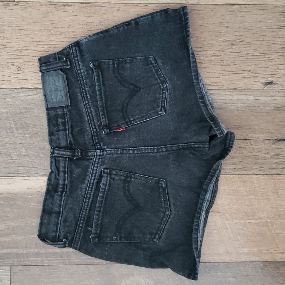 Levi's High Rise Shorty Short